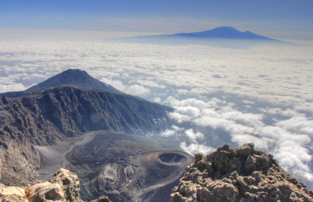 4 Days Mount Meru Climb - Momela Route